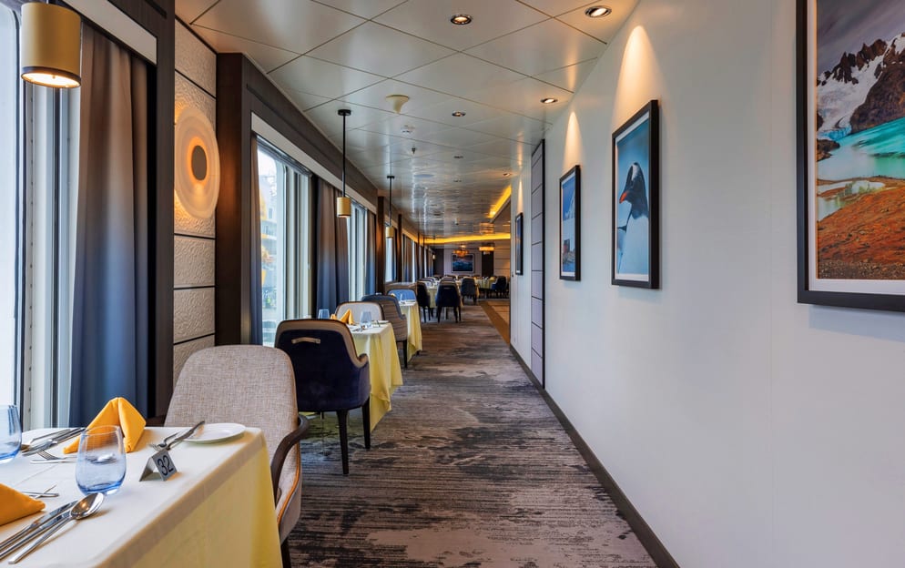 AE Expeditions, SYLVIA EARLE, Dining Room, Sylvia Earle, Richard I'Anson-4.jpg